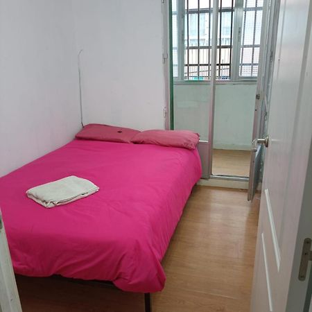 Apartamento 3 Dormitorios En Sanchez Preciados Madrid Exterior foto